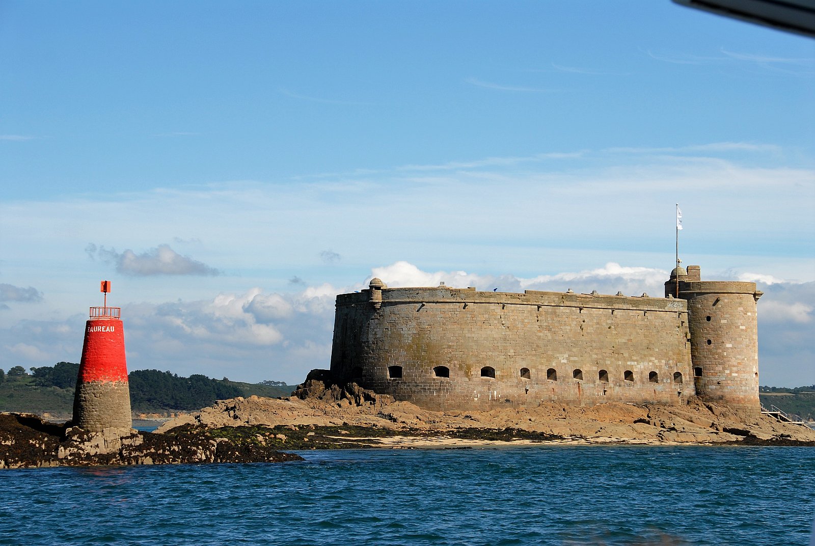 Château du Taureau en baie de Morlaix